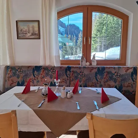 Paradies Samnaun Hotel Spiss