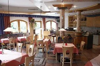 Paradies Samnaun Hotel 3*