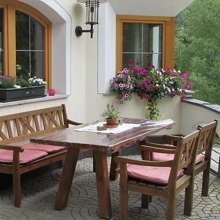 Paradies Samnaun Szálloda