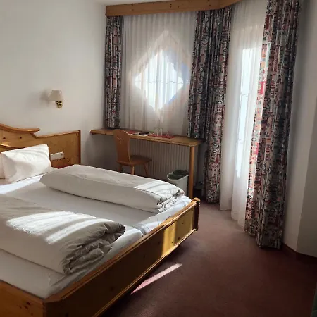 Paradies Samnaun Hotel Spiss